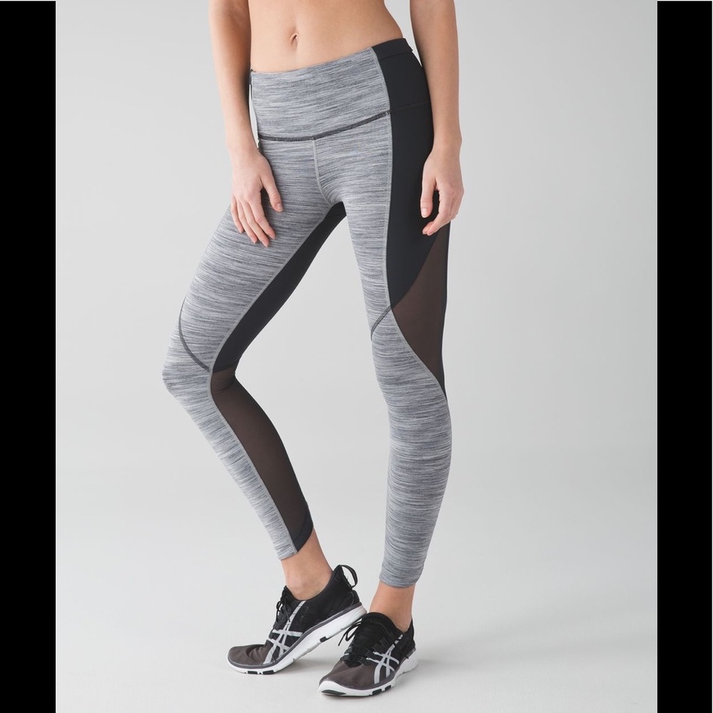 Lululemon Run with the Sun Tight